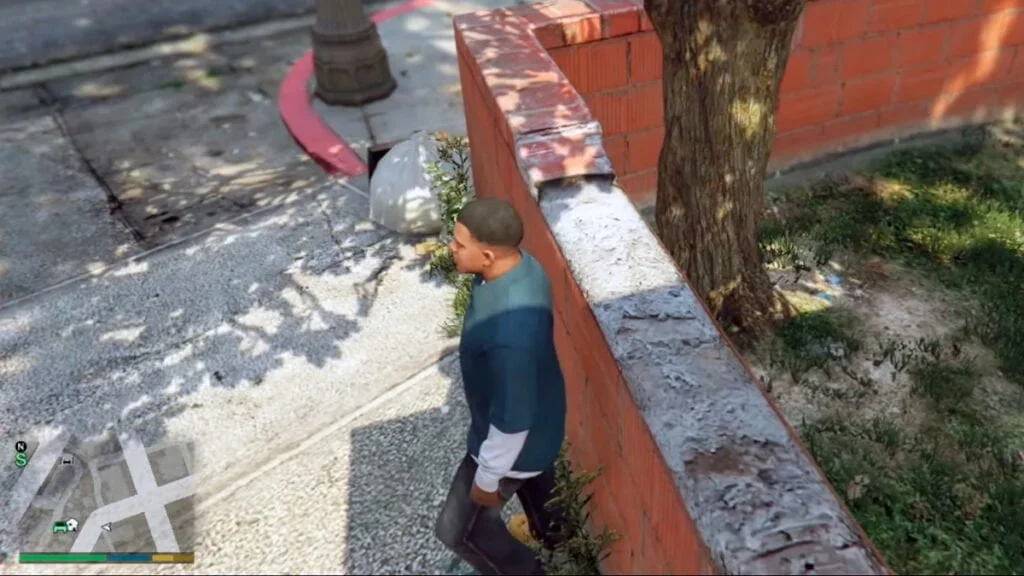 How To Crouch In GTA 5 - Gameinstants